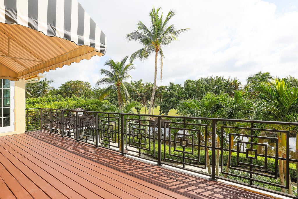 Photo of 2898 Polo Island Drive, Wellington, FL 33414 (MLS # B26047499)