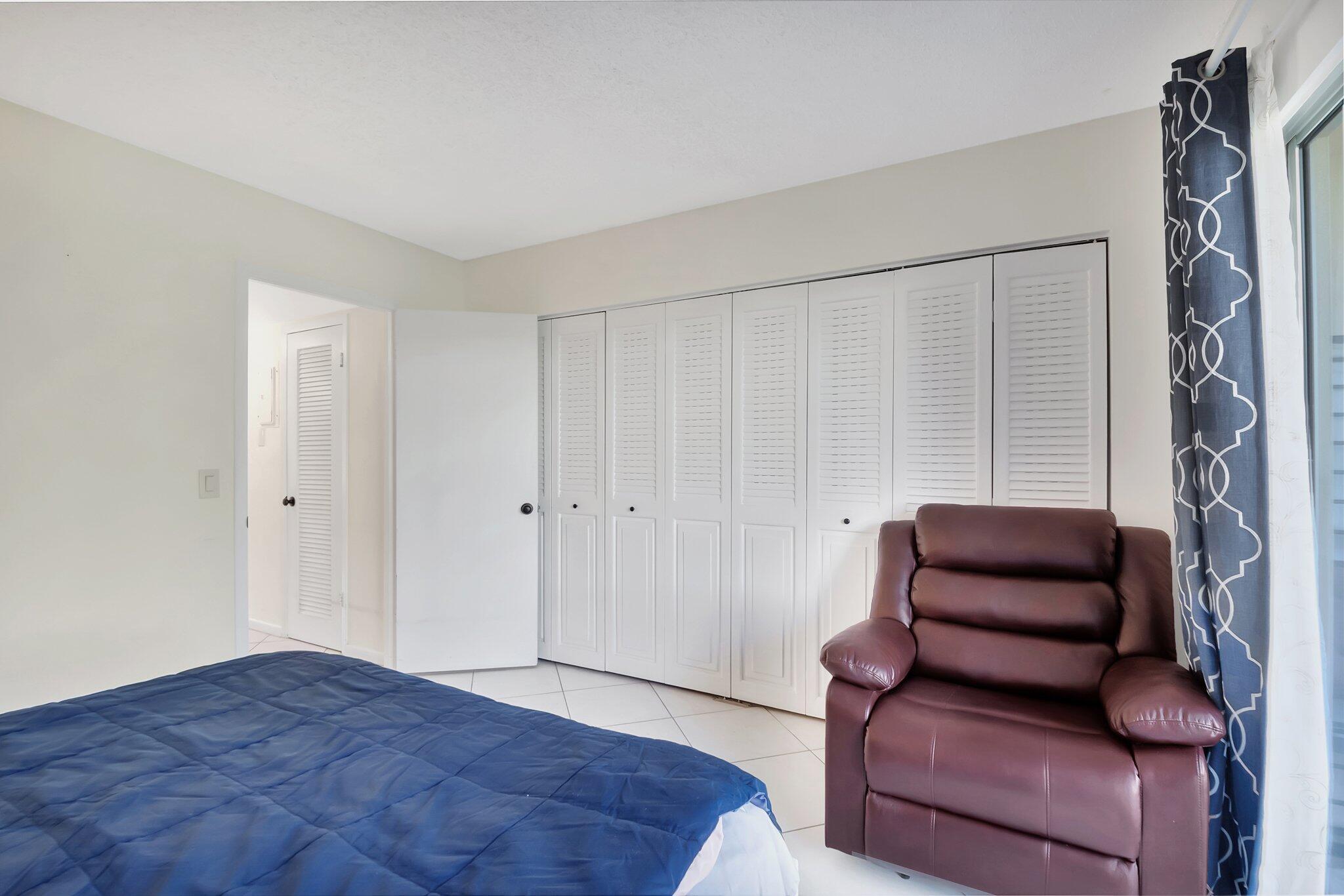 DORSET AT CENTURY VILLAGE CONDO - Residential Lease