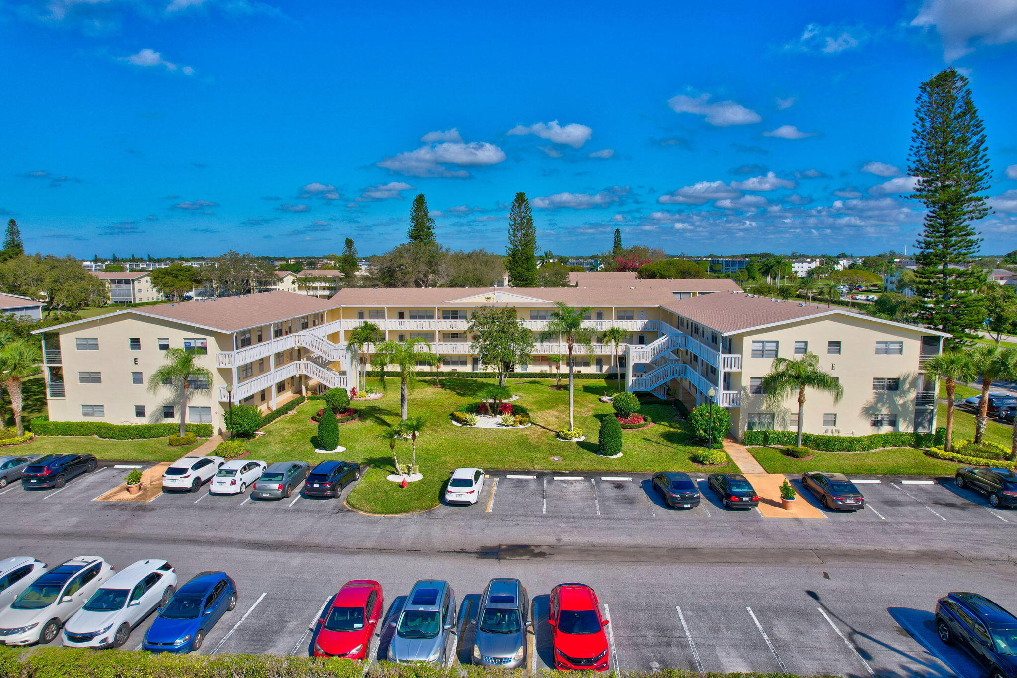 DORSET AT CENTURY VILLAGE CONDO - Residential Lease