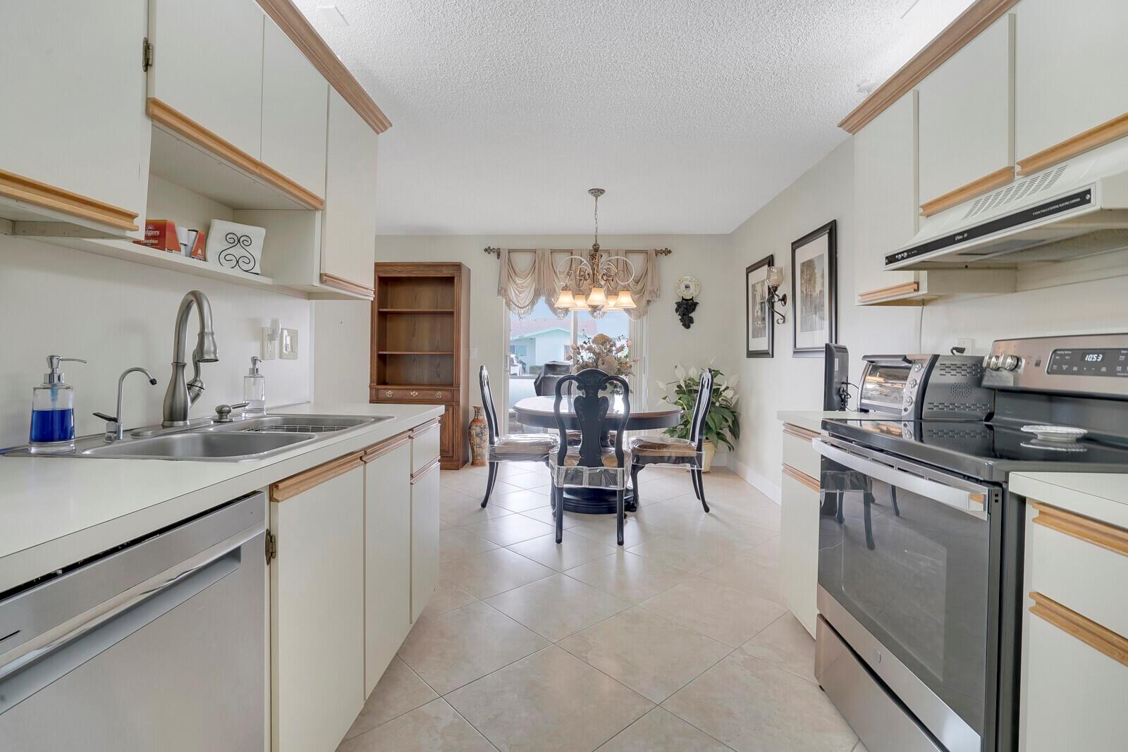 CYPRESS LAKES 6-A - Residential Lease