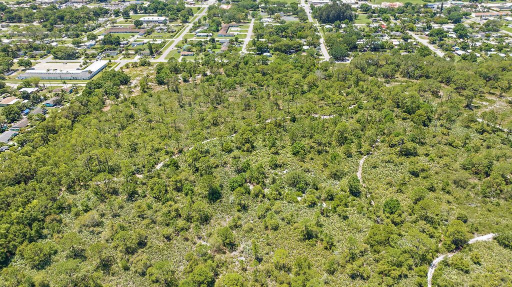 Photo of 150 SW Shawnee Avenue, Indiantown, FL 34956 (MLS # R10974890)