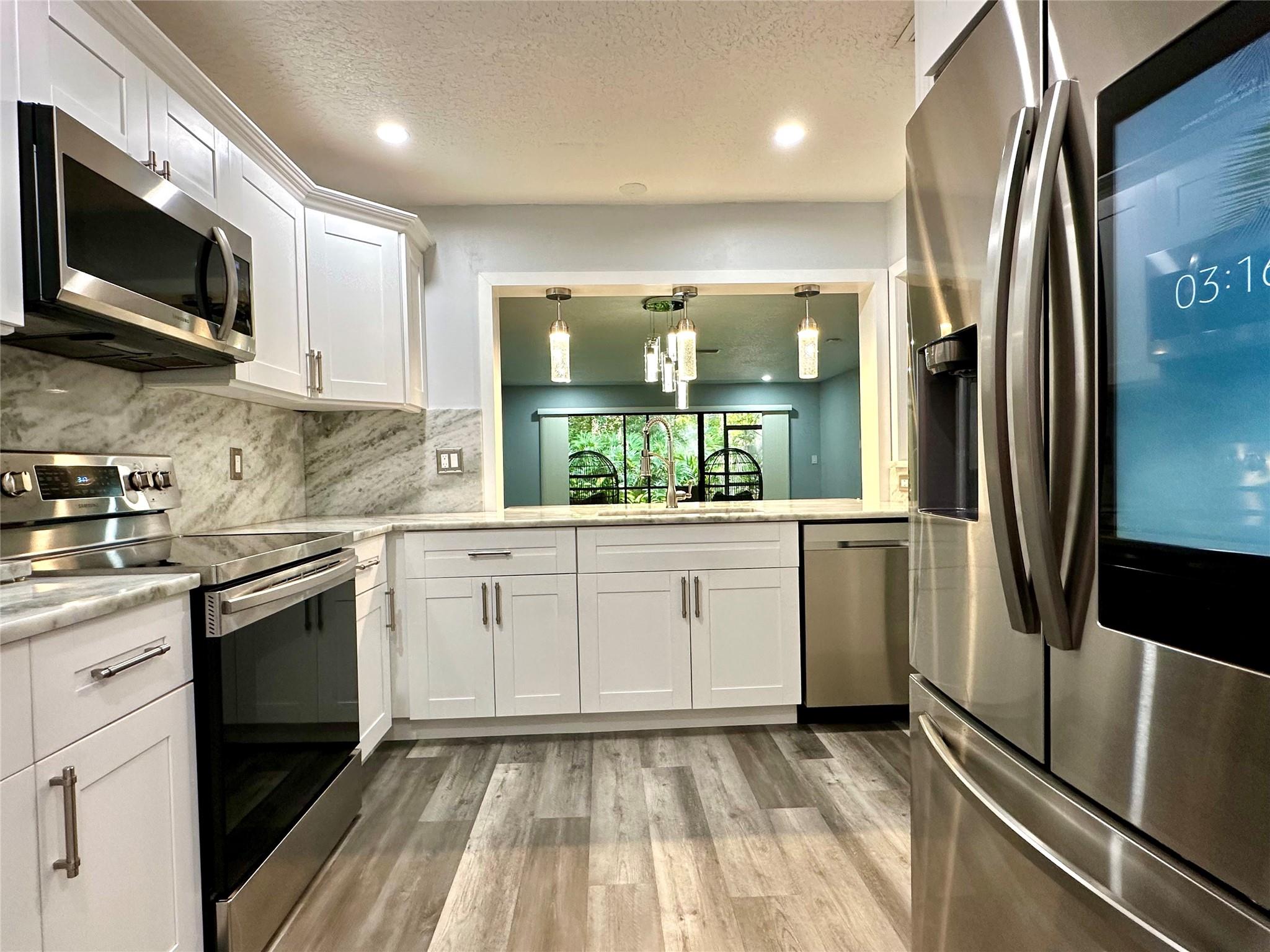 Pond Apple Place III Cond - Residential