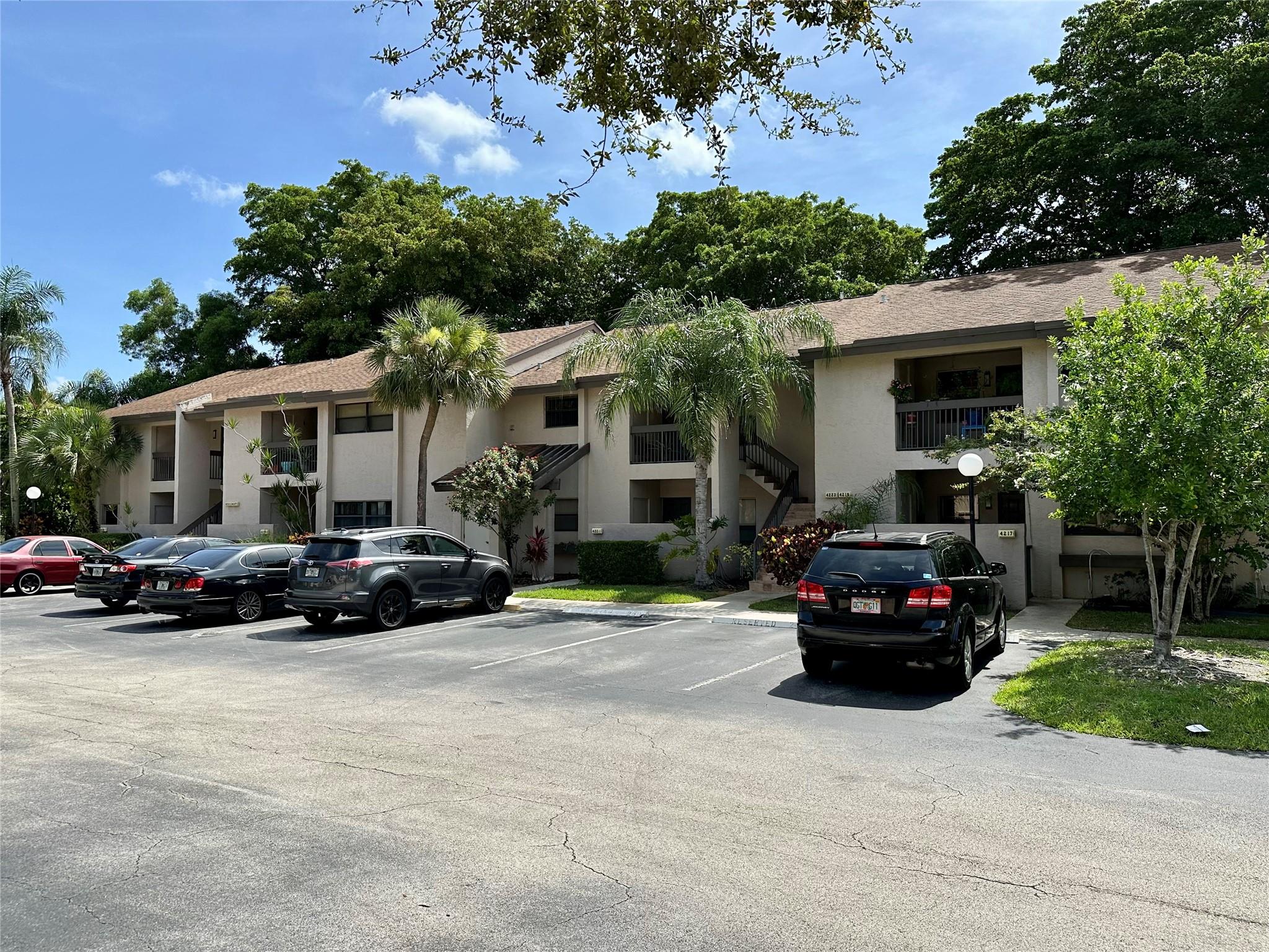 Pond Apple Place III Cond - Residential