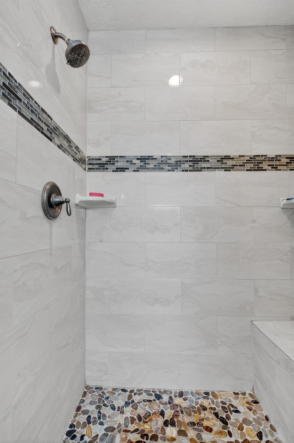 Cascade Lakes LESTER PUD - Residential