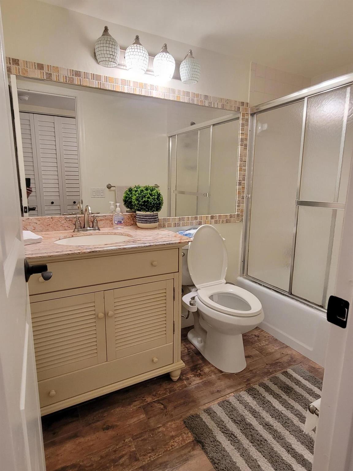 Marine Colony - Residential Lease