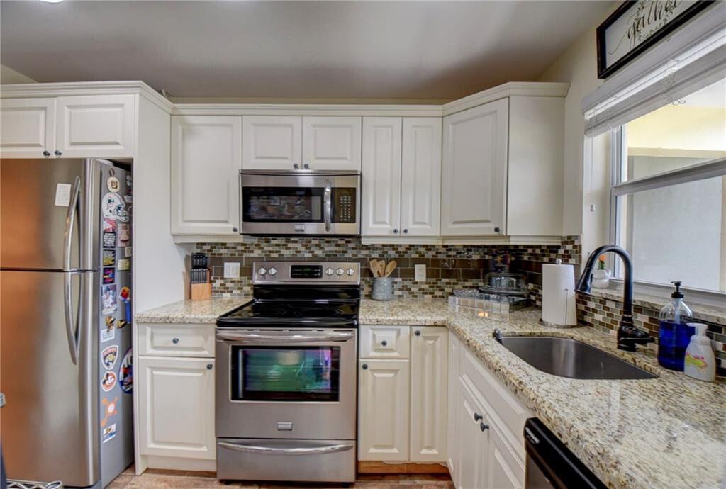 Marine Colony - Residential Lease