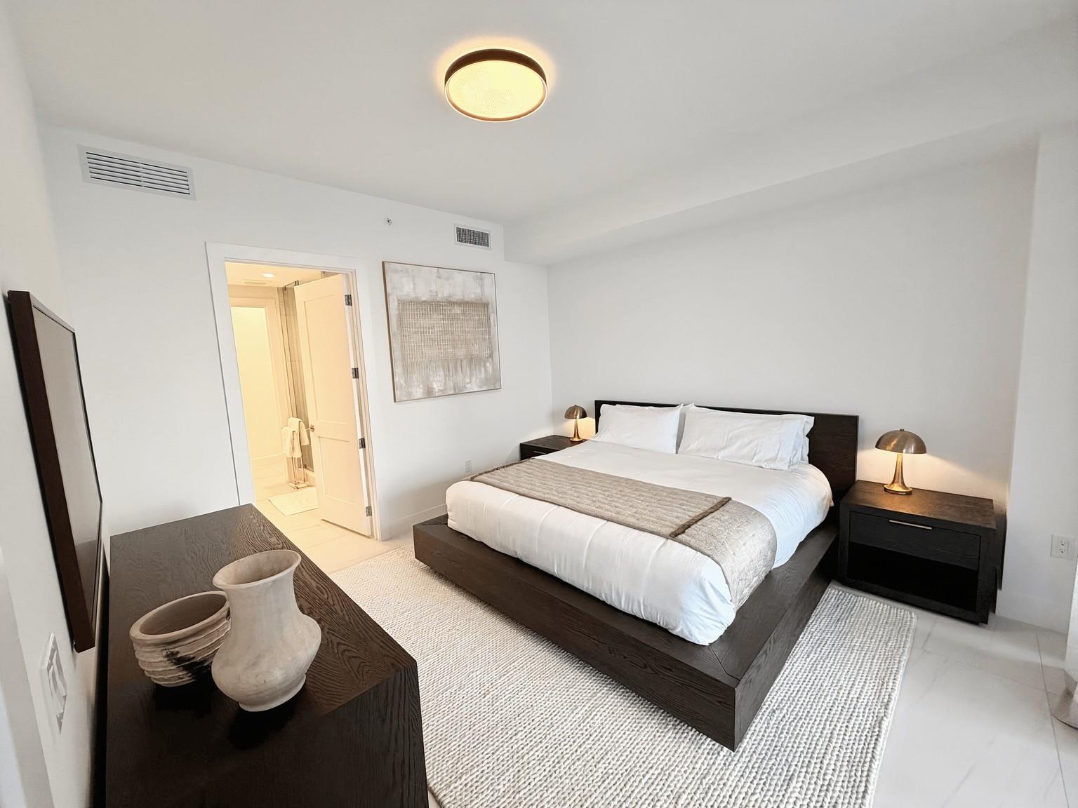 SELENE OCEANFRONT RESIDEN - Residential Lease