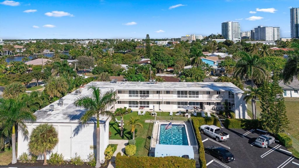 Photo of 3205 SE 7th Street #206, Pompano Beach, FL 33062 (MLS # R11151947)