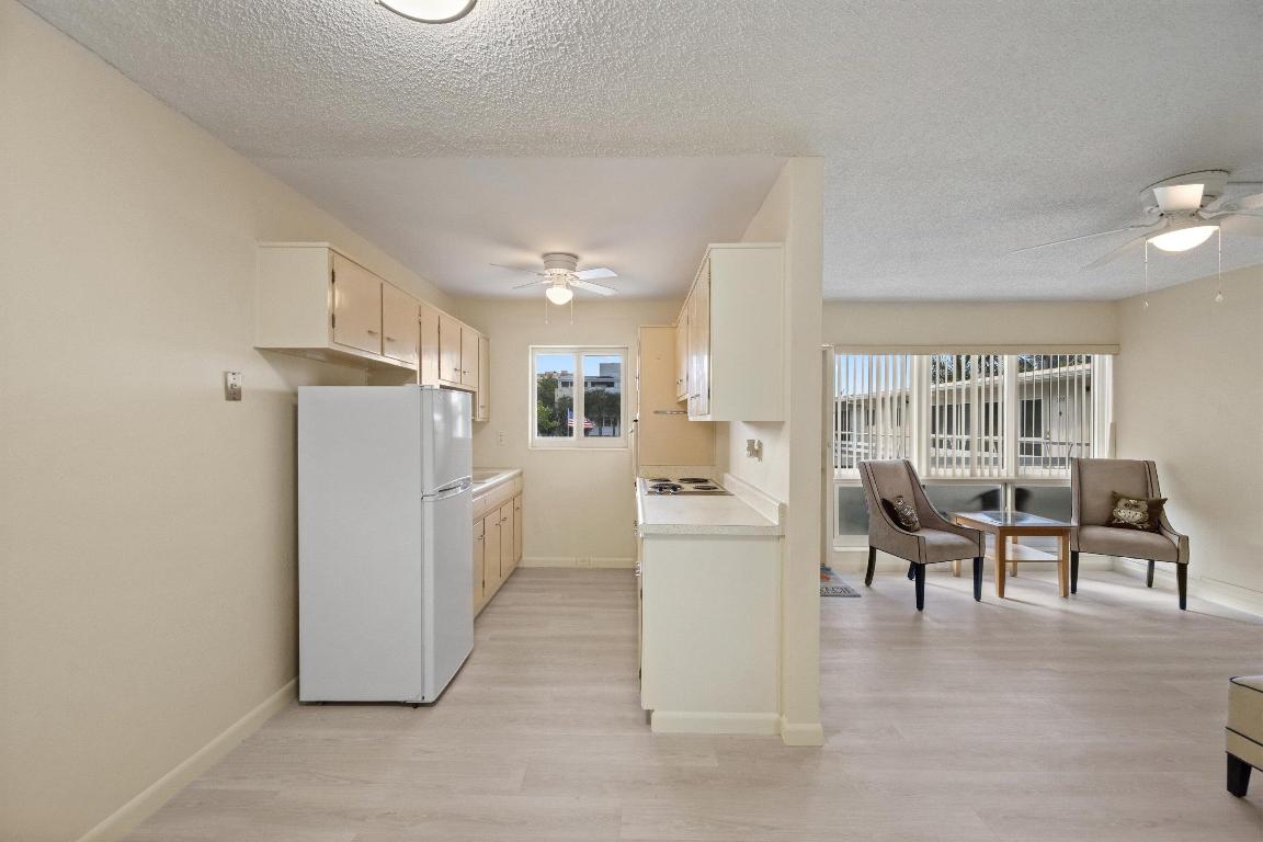 FAIRBANKS MANOR CO-OP - Residential