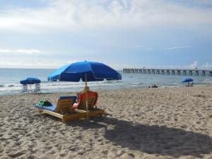 LEWIS SHORE ESTATES LA VISTA ADDN 1 - Residential