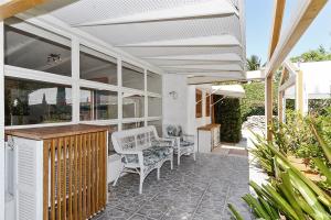 LEWIS SHORE ESTATES LA VISTA ADDN 1 - Residential