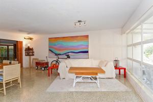 LEWIS SHORE ESTATES LA VISTA ADDN 1 - Residential