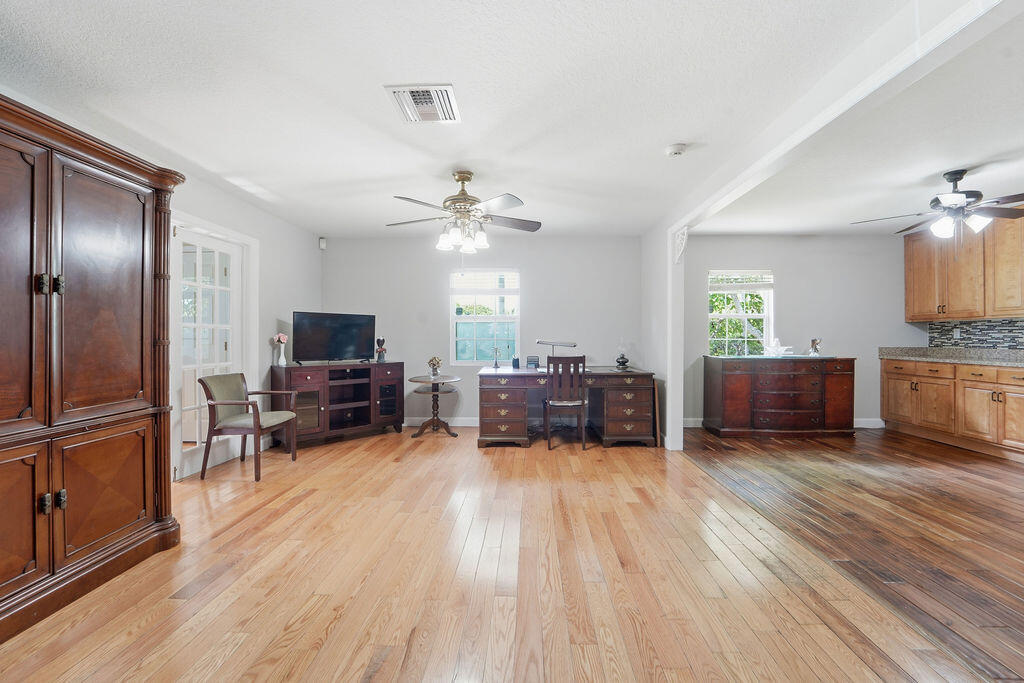 Acreage - Residential