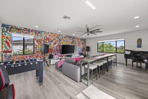 Tiny photo for 10432 N Lago Vista Circle, Parkland, FL 33076 (MLS # B26051042)