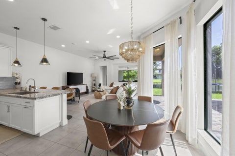Tiny photo for 10432 N Lago Vista Circle, Parkland, FL 33076 (MLS # B26051042)