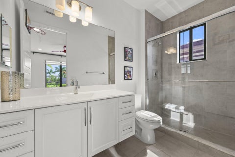 Tiny photo for 10432 N Lago Vista Circle, Parkland, FL 33076 (MLS # B26051042)