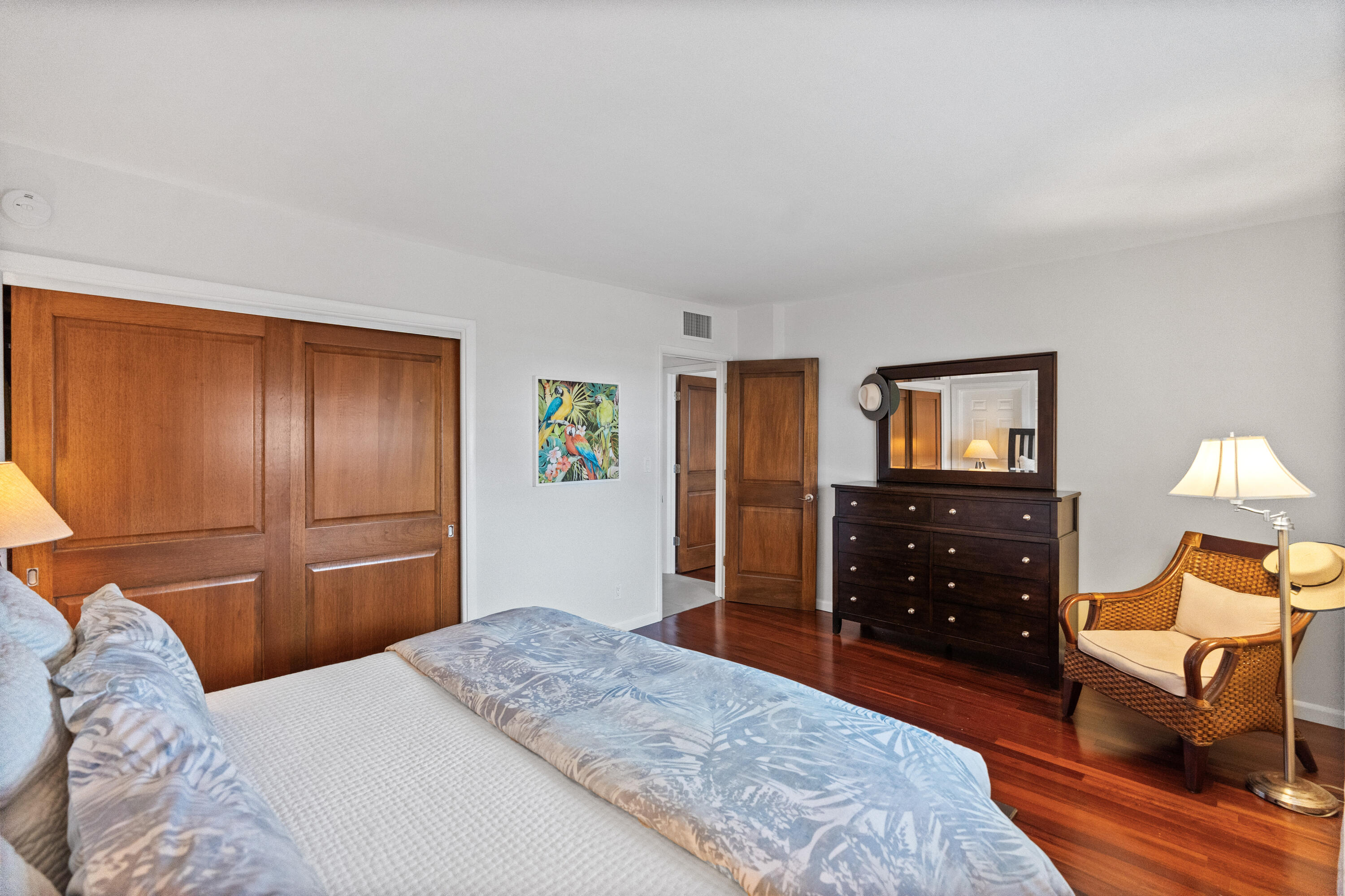 WINSTON CONDO - Residential