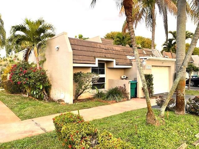 19816 Bobolink Drive