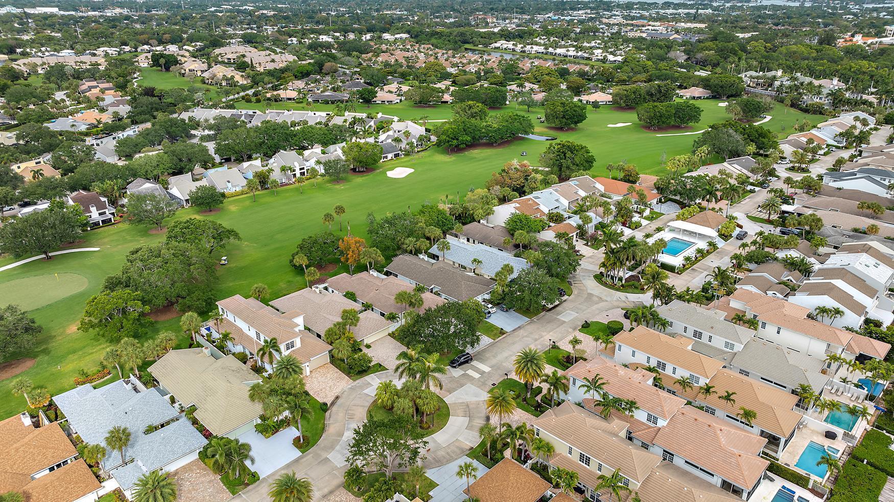 BAYTOWNE OF JONATHANS LAN - Residential