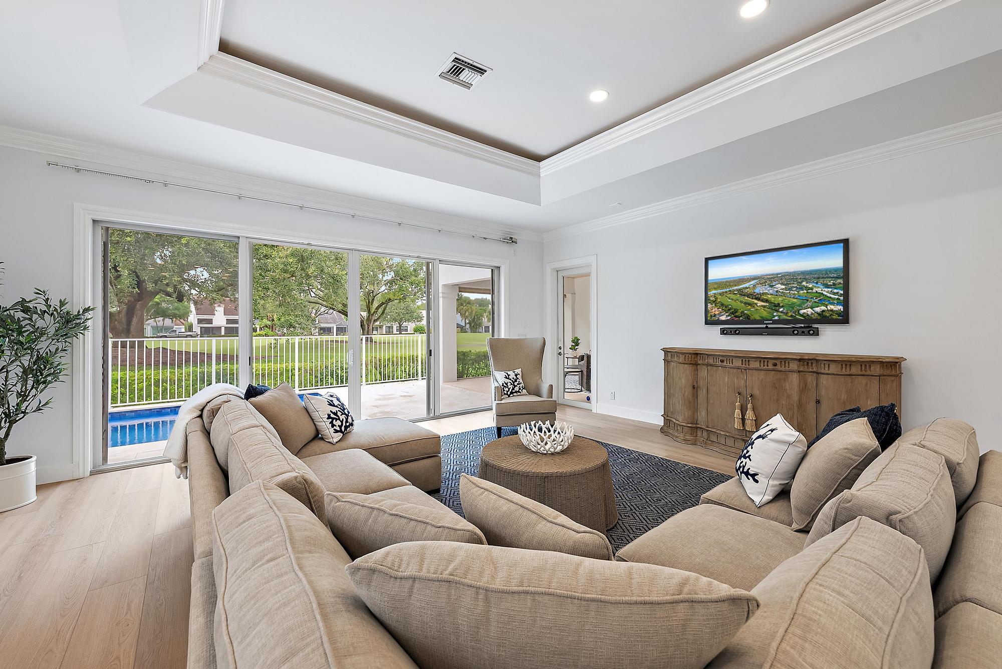 BAYTOWNE OF JONATHANS LAN - Residential