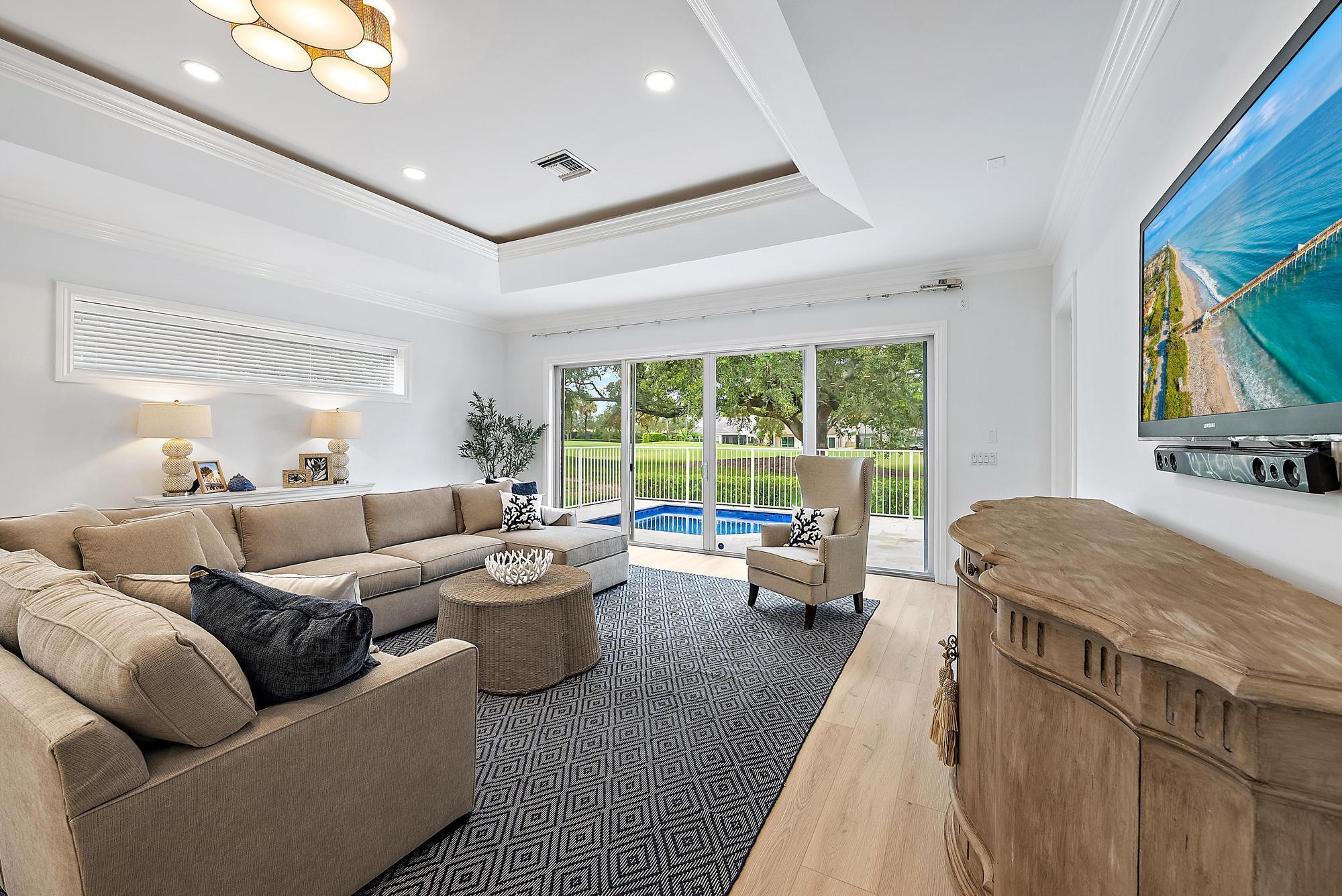 BAYTOWNE OF JONATHANS LAN - Residential