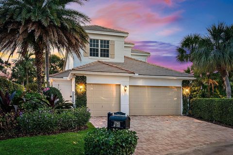 Photo of 17065 Bay Street, Jupiter, FL 33477 (MLS # R11125369)