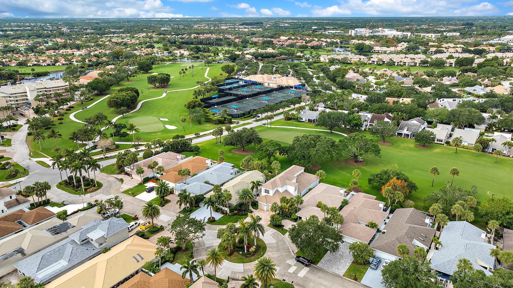 BAYTOWNE OF JONATHANS LAN - Residential