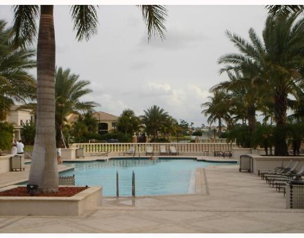 Photo of 2807 Veronia Drive Dr #101, Palm Beach Gardens, FL 33410 (MLS # R10808055)