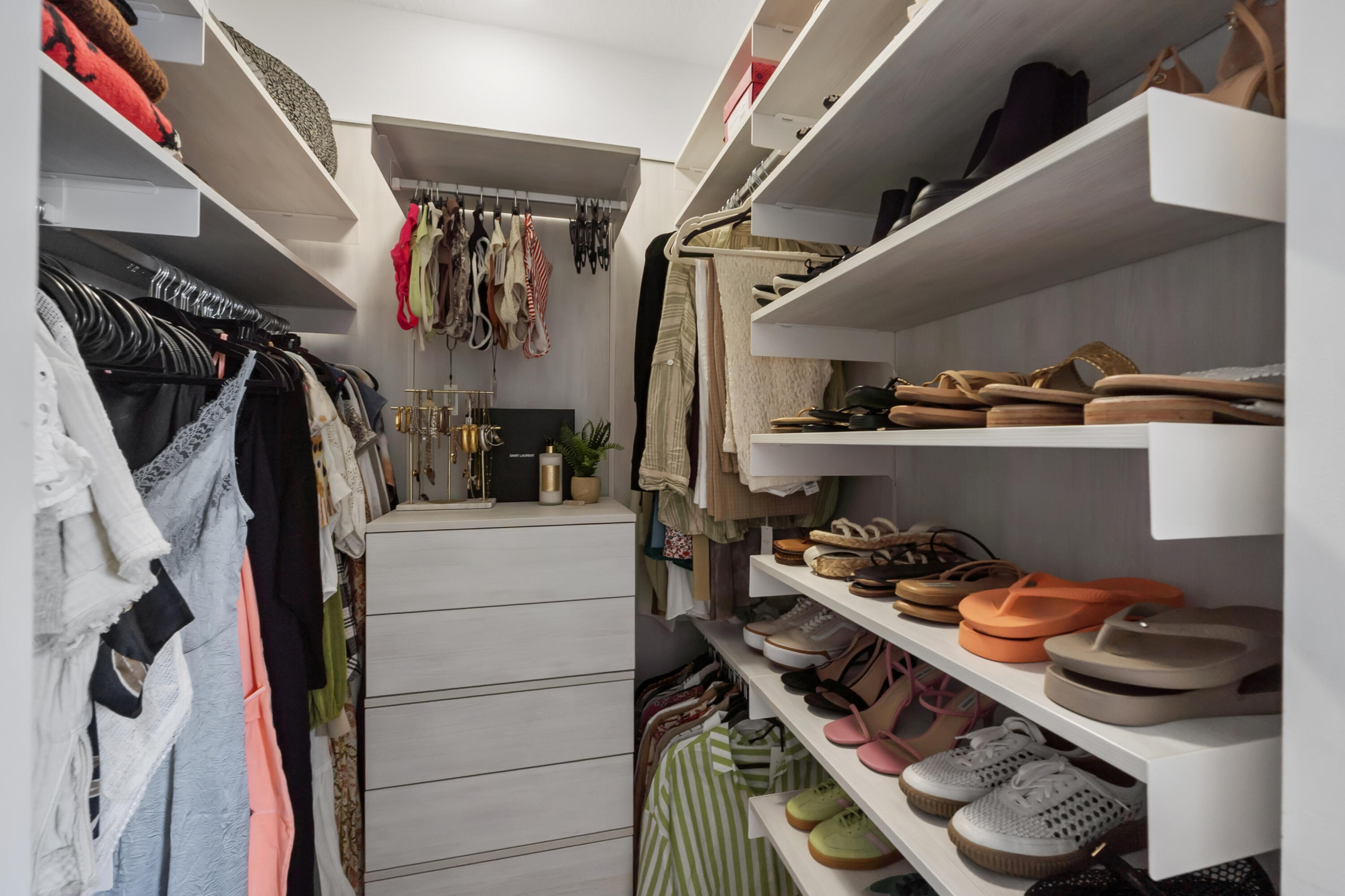 SKY COVE - Residential