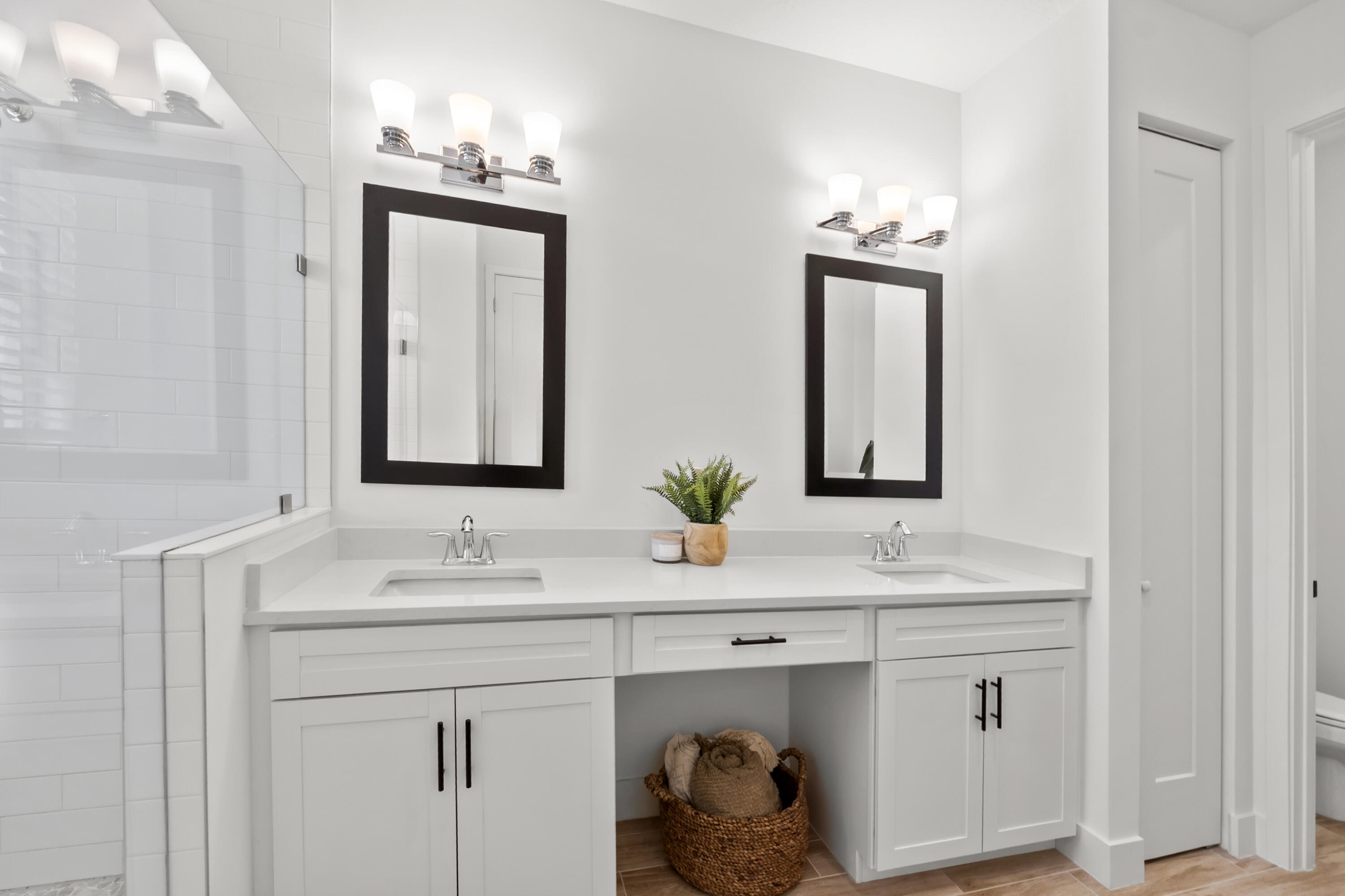 SKY COVE - Residential