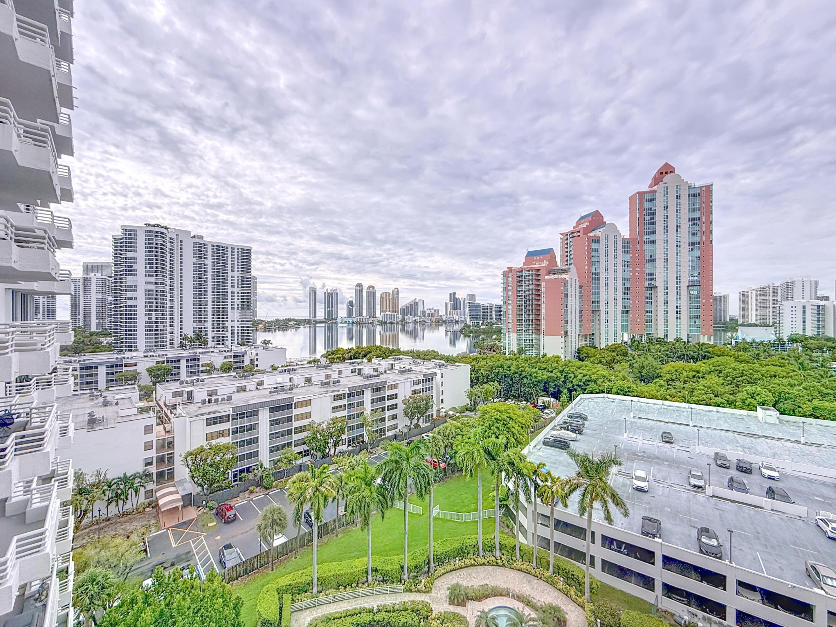 PARC CENTRAL AVENTURA EAST CONDO - Residential Lease