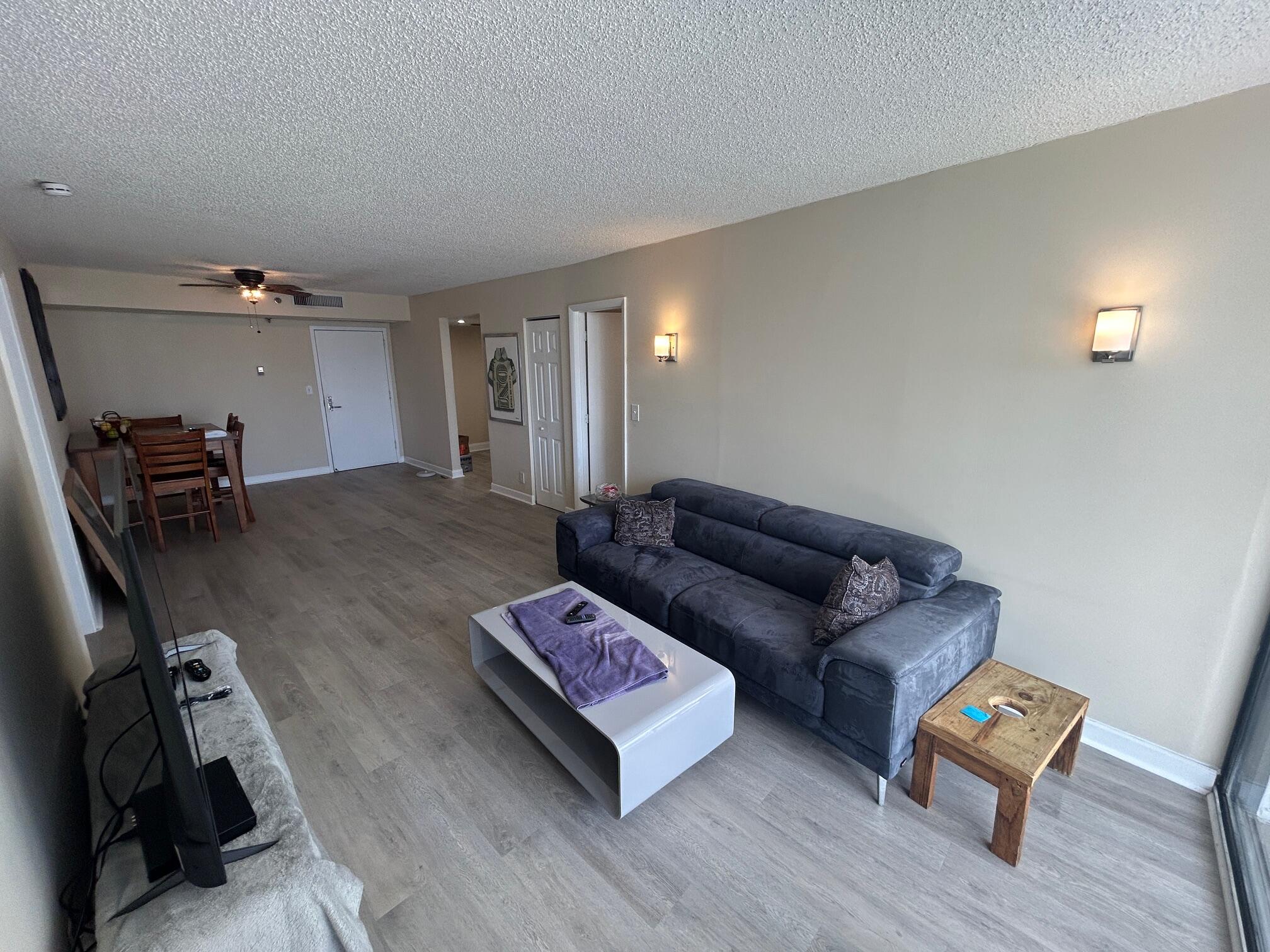 PARC CENTRAL AVENTURA EAST CONDO - Residential Lease