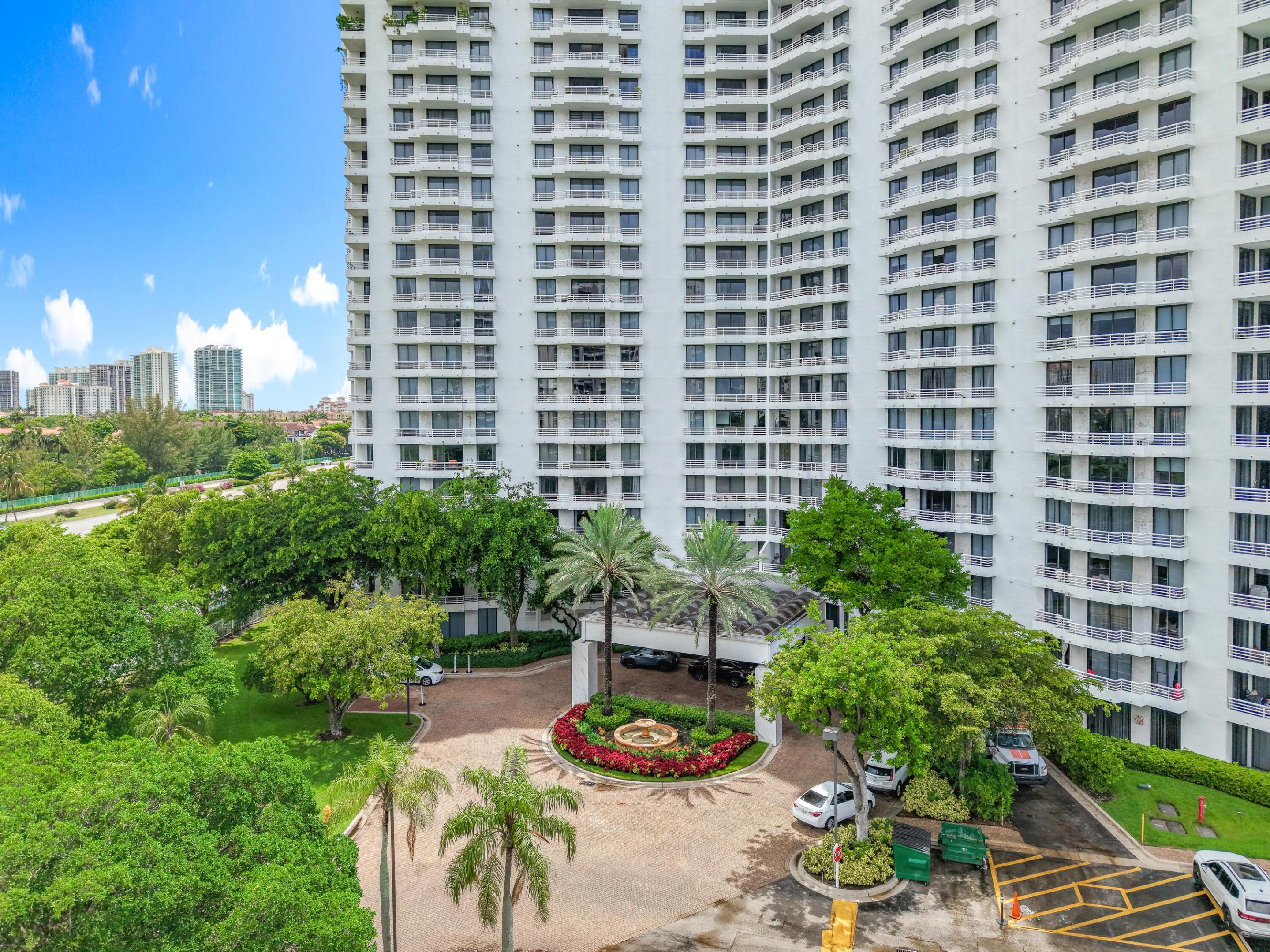 PARC CENTRAL AVENTURA EAST CONDO - Residential Lease