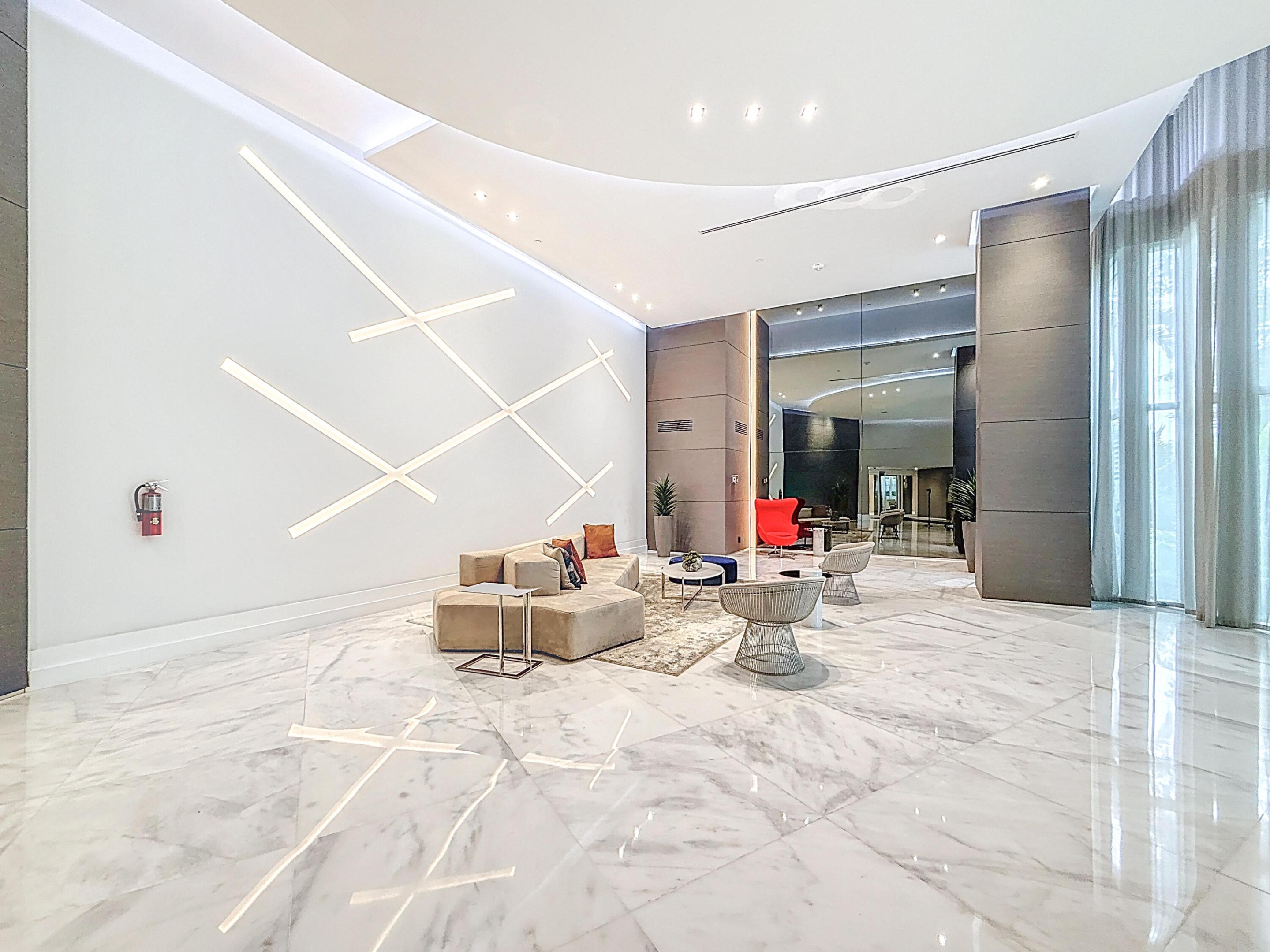 PARC CENTRAL AVENTURA EAST CONDO - Residential Lease