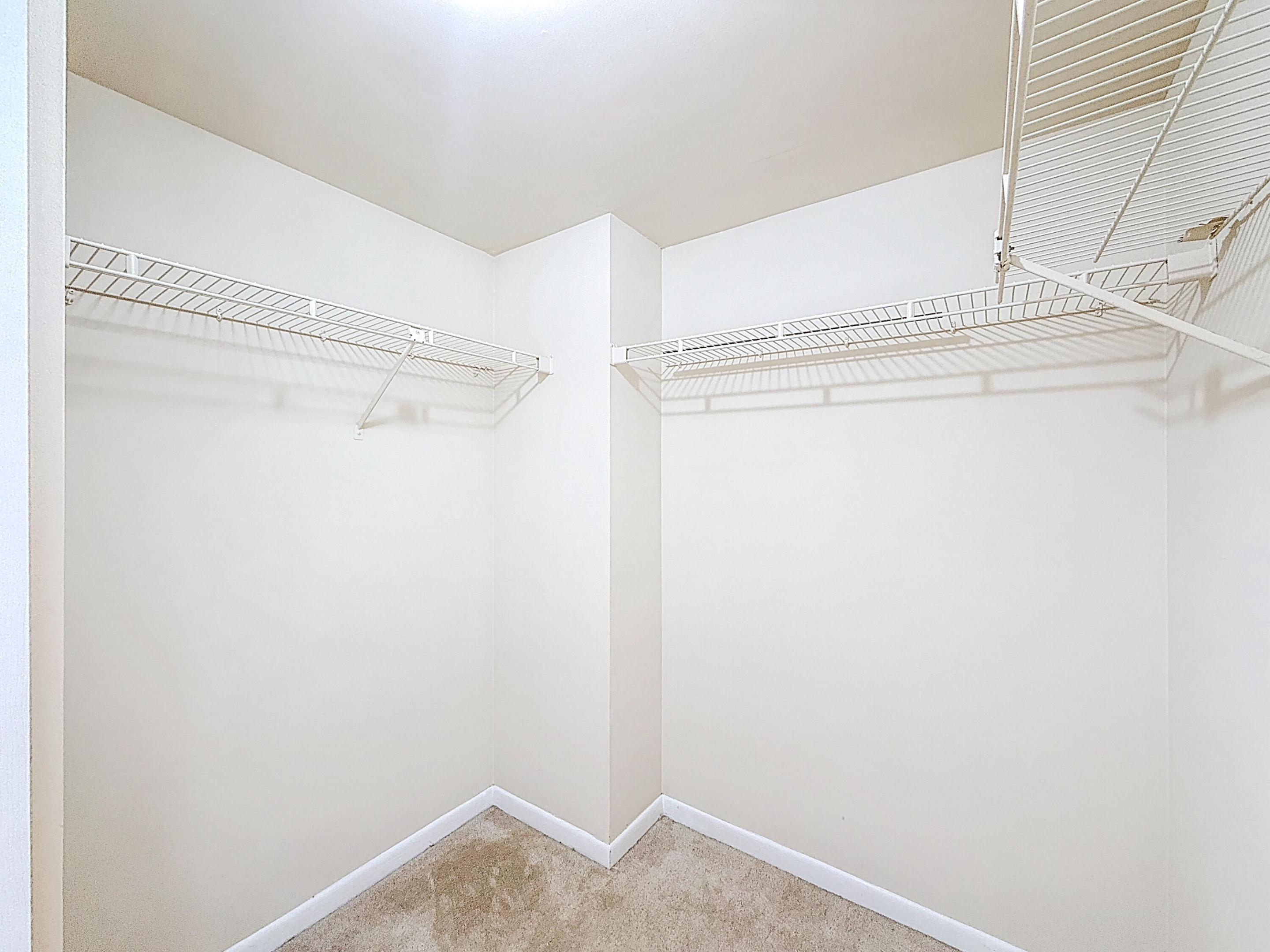 PARC CENTRAL AVENTURA EAST CONDO - Residential Lease