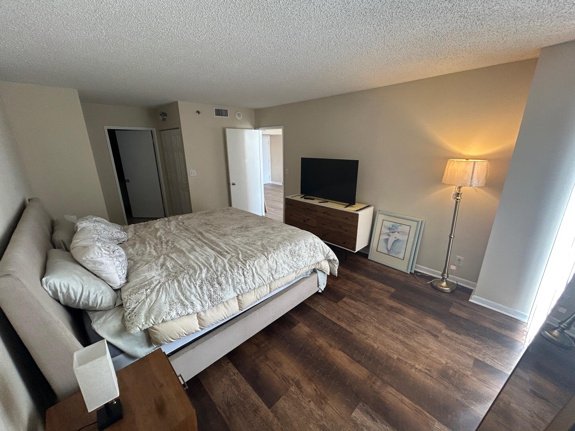 PARC CENTRAL AVENTURA EAST CONDO - Residential Lease