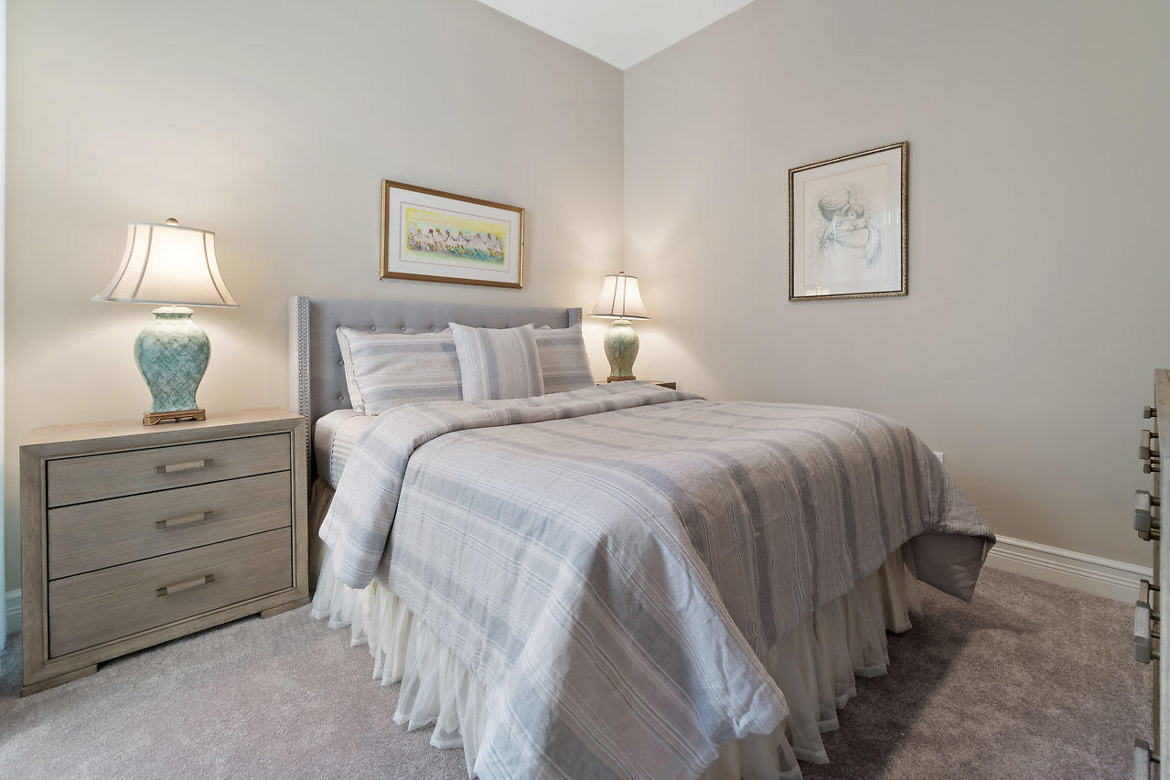 VALENCIA COVE - Residential