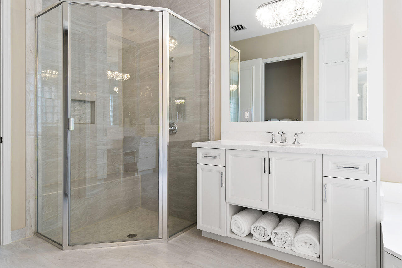 VALENCIA COVE - Residential