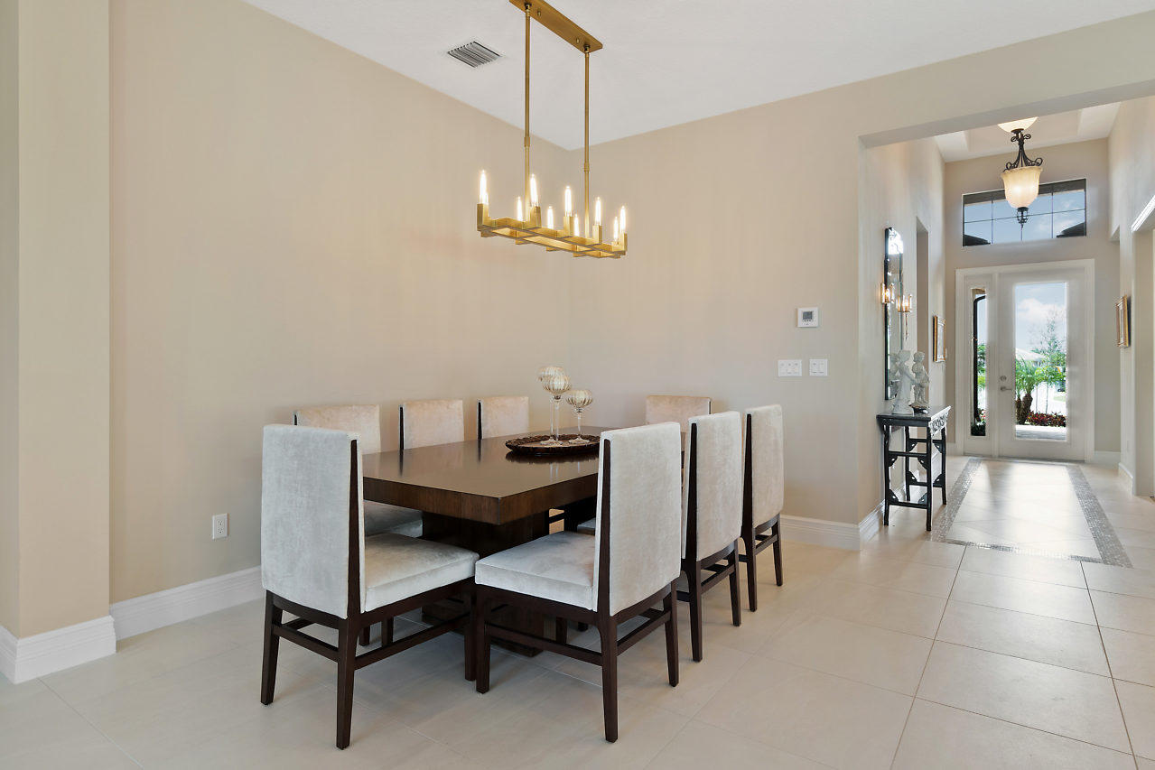 VALENCIA COVE - Residential