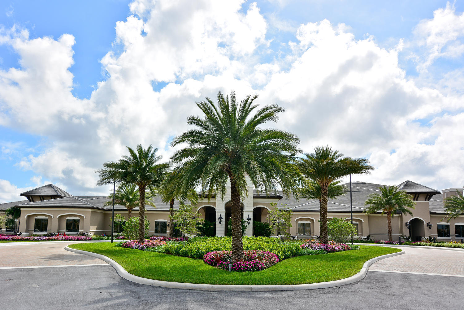 VALENCIA COVE - Residential