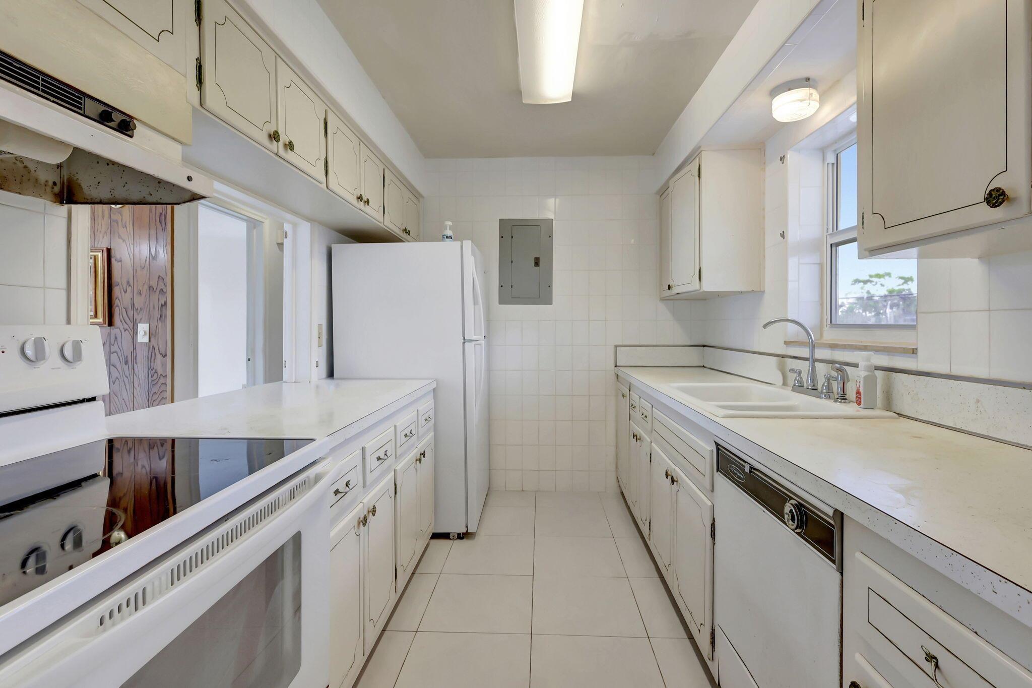 CORINTHIAN CONDOMINIUM AP - Residential