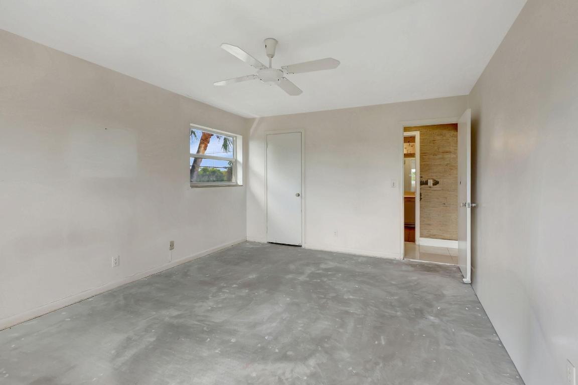 CORINTHIAN CONDOMINIUM APTS LT 2 MARINA ADD TO VIL - Residential