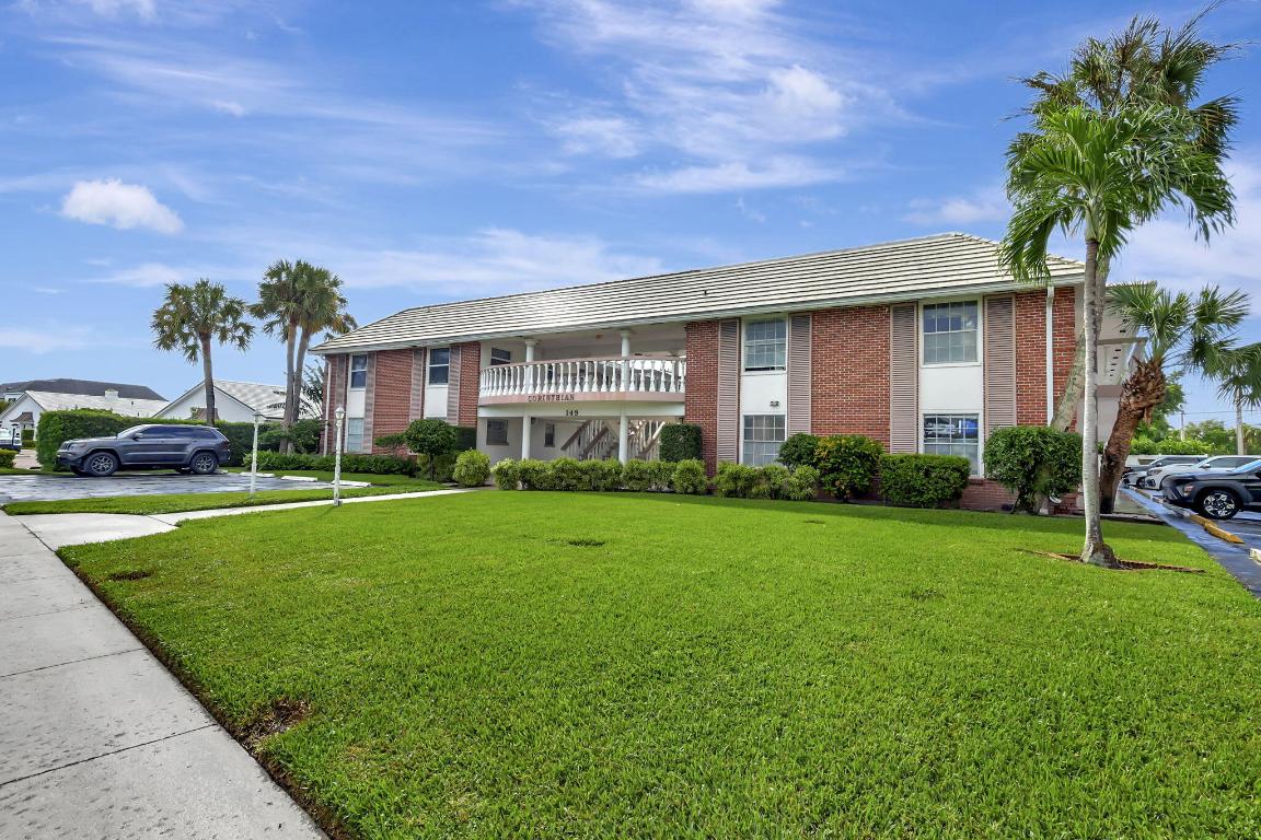 CORINTHIAN CONDOMINIUM APTS LT 2 MARINA ADD TO VIL - Residential