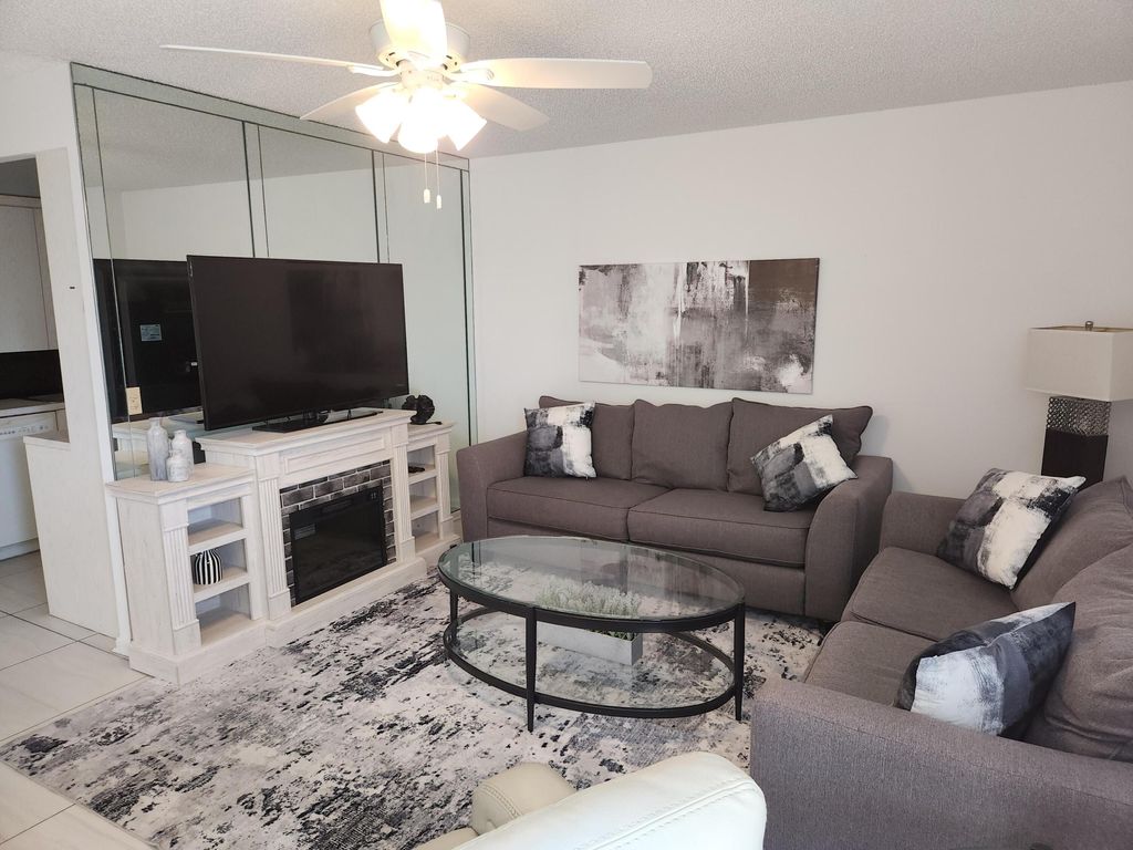 Photo of 3059 Ainslie Drive #D, Boca Raton, FL 33434 (MLS # B26010637)