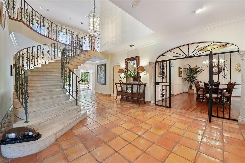 PARANGON - Residential