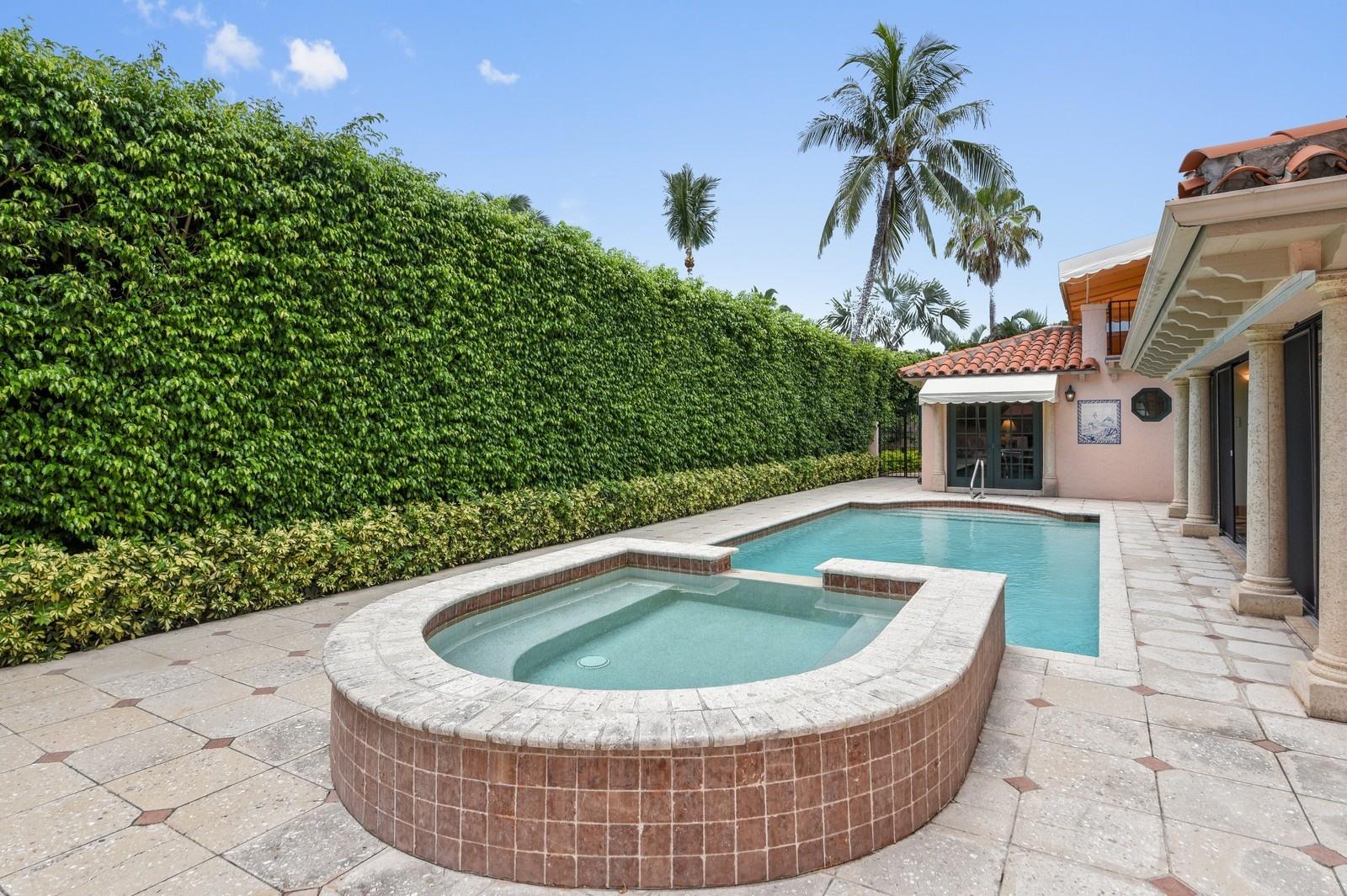 PARANGON - Residential