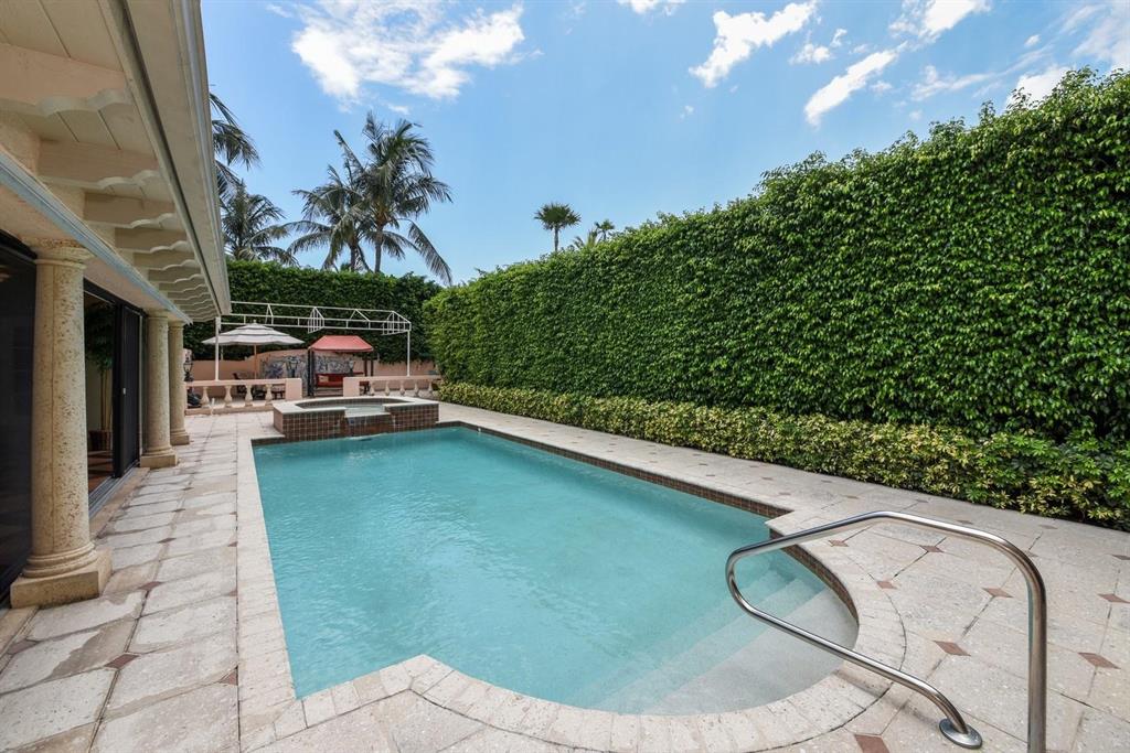 PARANGON - Residential