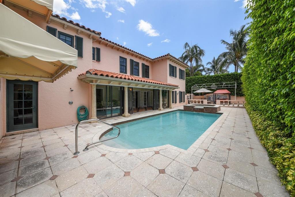 PARANGON - Residential