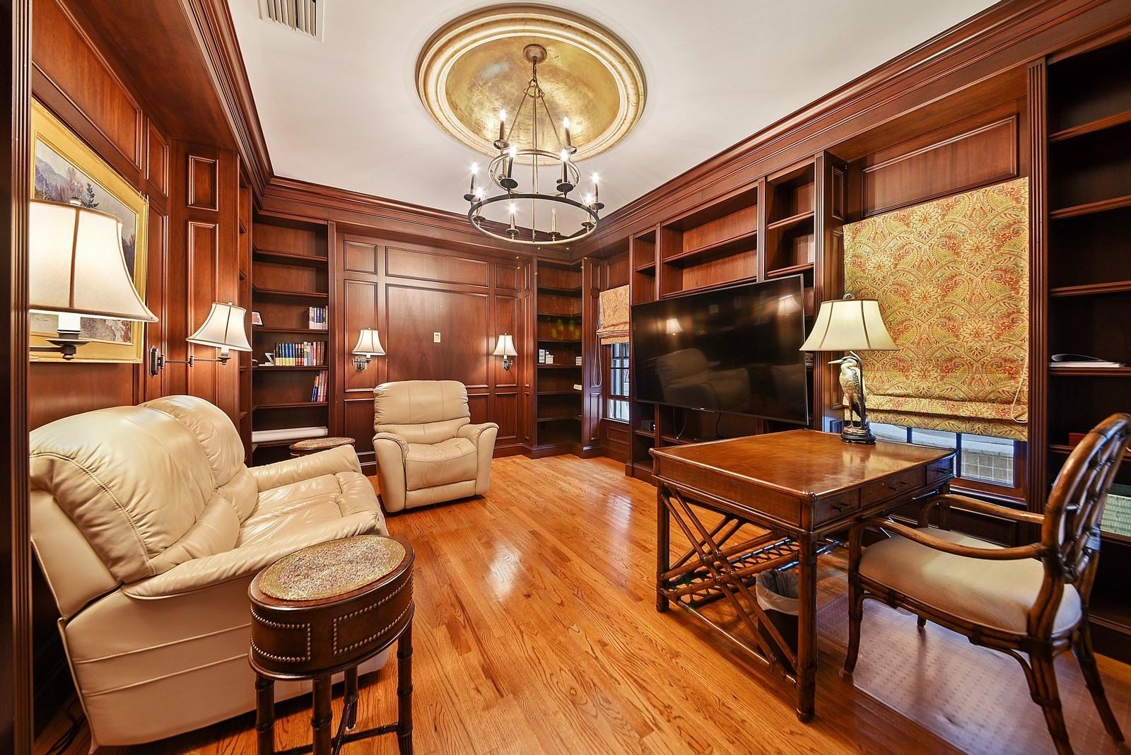 PARANGON - Residential