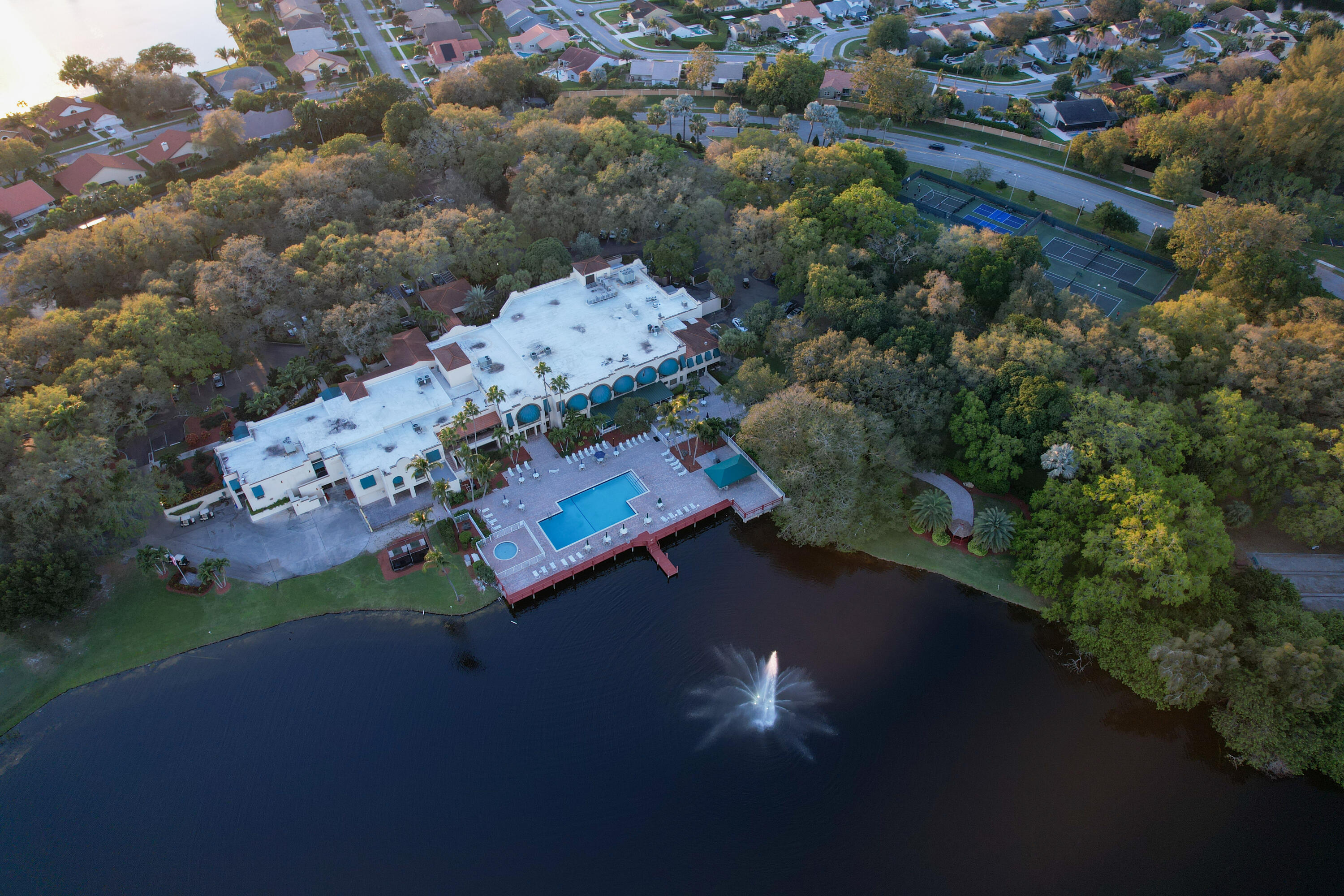 CONDO 2 OF SABAL PALM CONDOS - Residential Lease